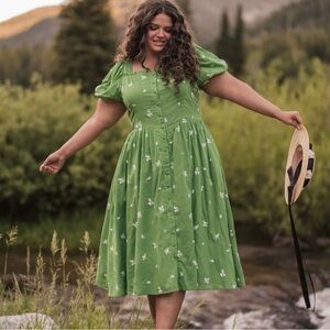 JessaKae Green Floral Midi Dress